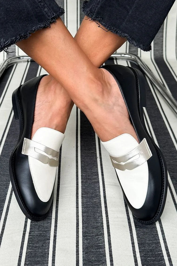 Sleek Monochrome Classic Loafers