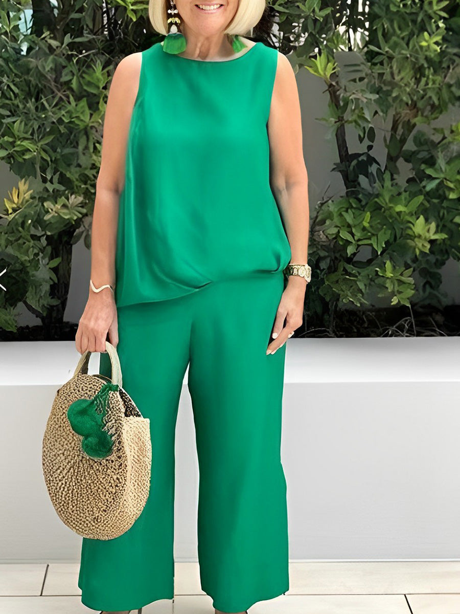 Elegant Two-Piece Blue Dune Set for a Sophisticated Style