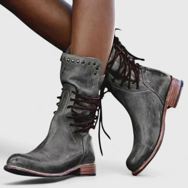 ORELISSE – Elegant Boots for a Sophisticated Style