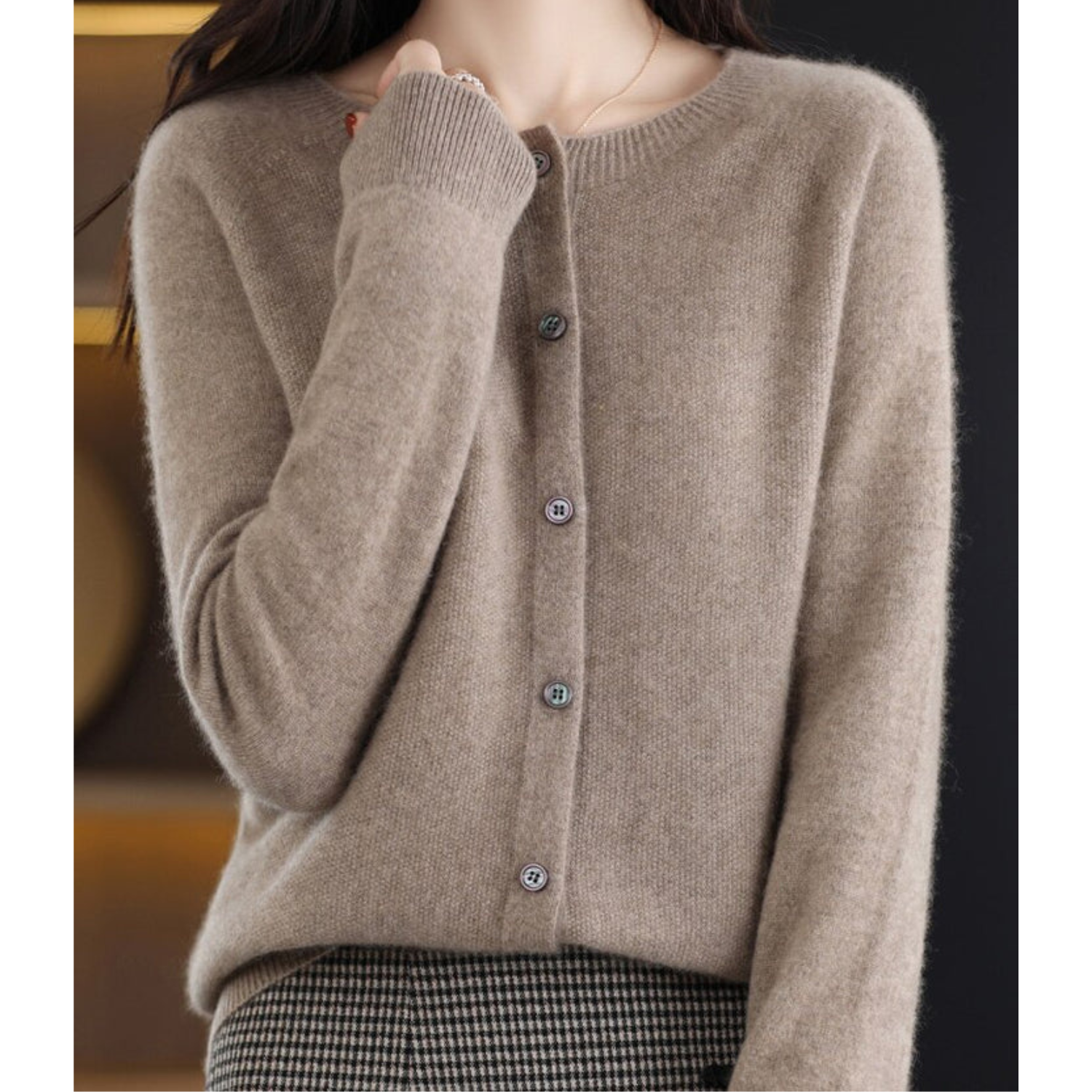 Cozy Women's Cardigan — Soft, Warm & Plush