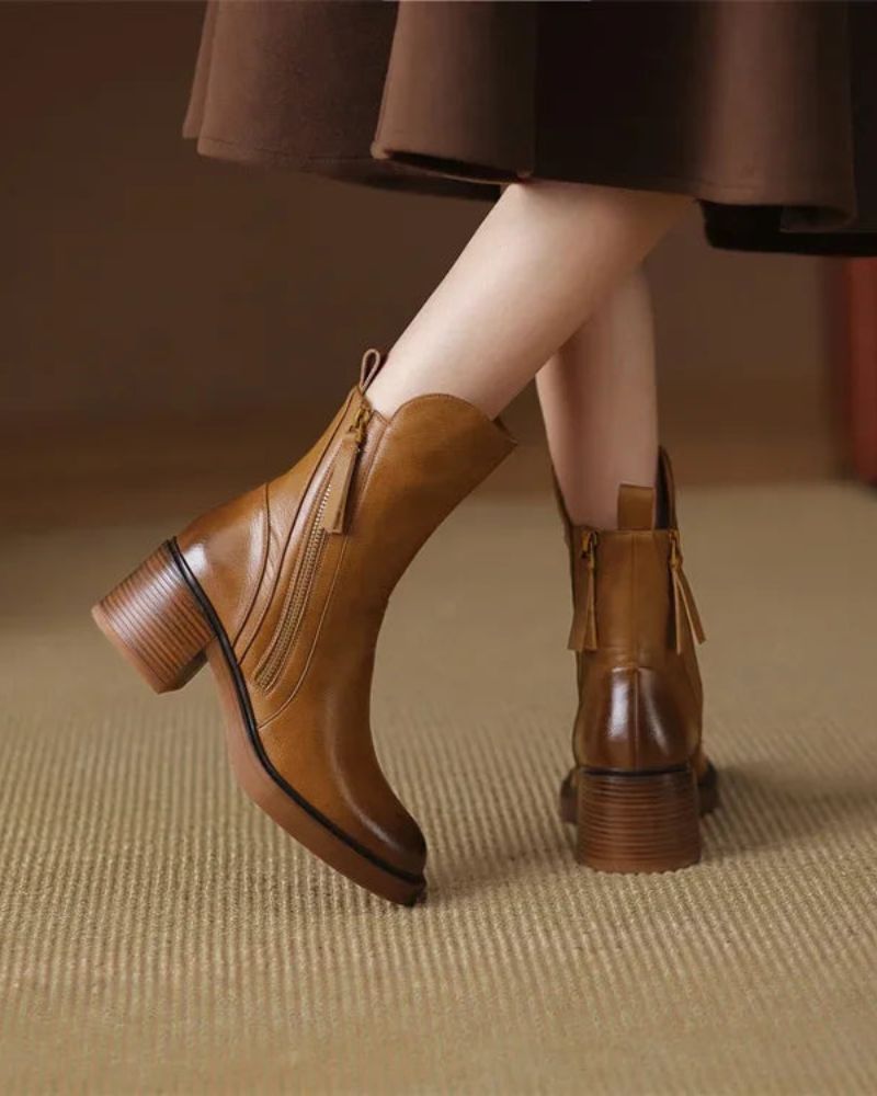 Savannah™ — Exquisite Boots for Everyday Elegance