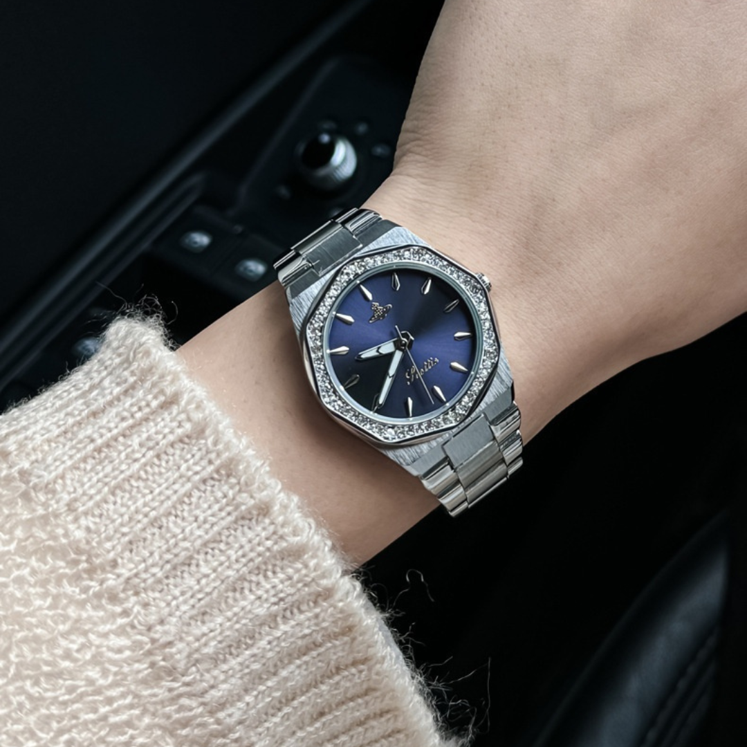 Watch in stainless steel with a hexagonal diamond design – Elegant and unique accessory