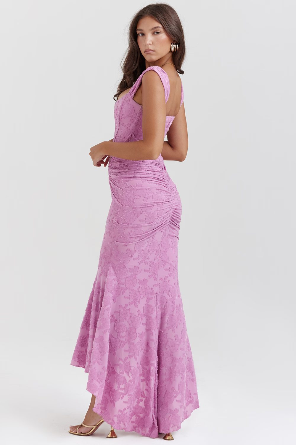 Amira Maxi Dress – Effortless Elegance in a Flowing Silhouette