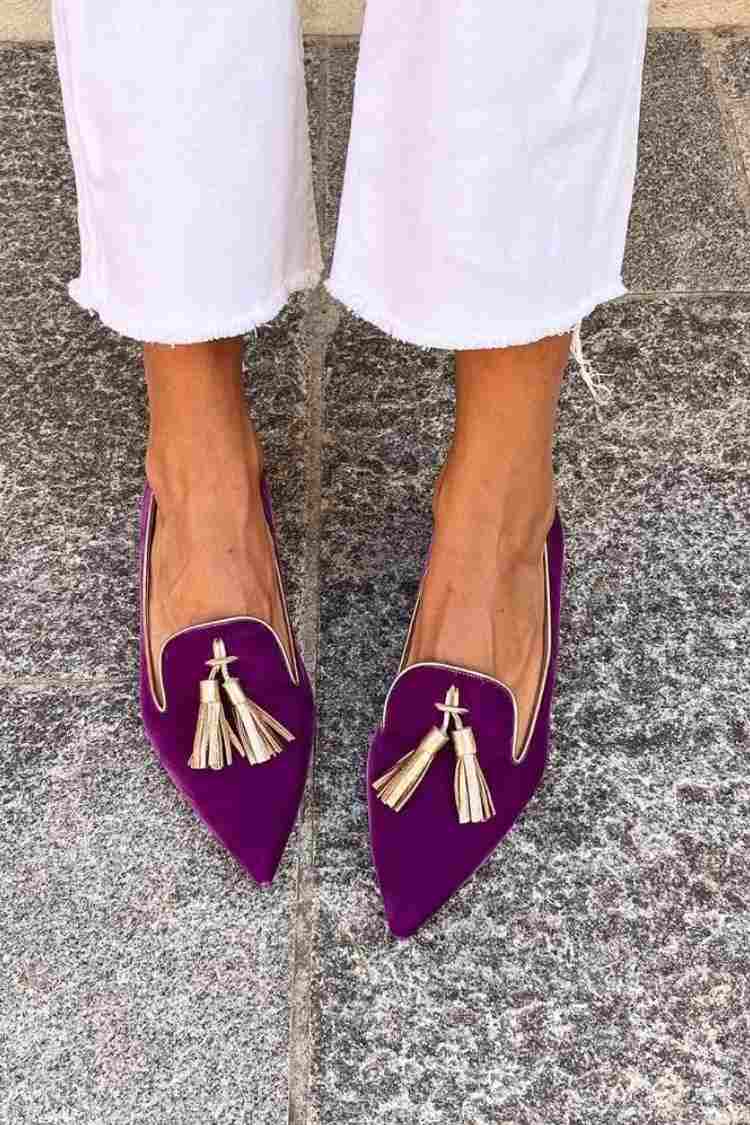 Polished Tassel Loafers with Elegant Detailing