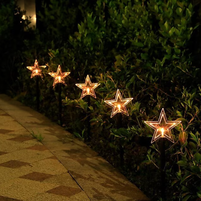 SnowGlow - Solar-Powered Path Light for Festive Outdoor Atmosphere