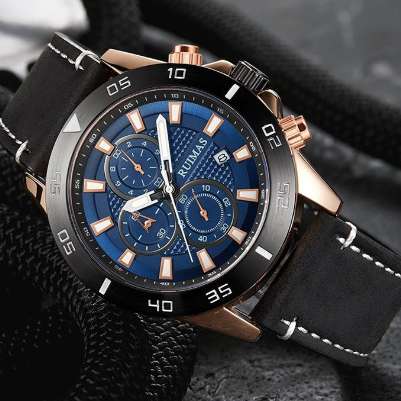 Elegant quartz chronograph watch with digital and analog display
