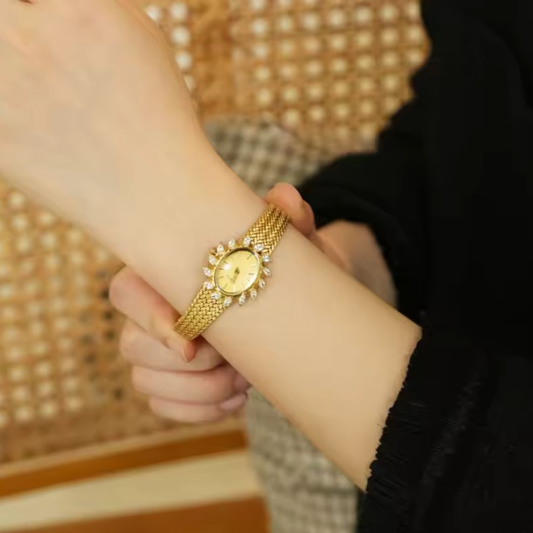 Elegant Larina Watch with Timeless Style Beauty