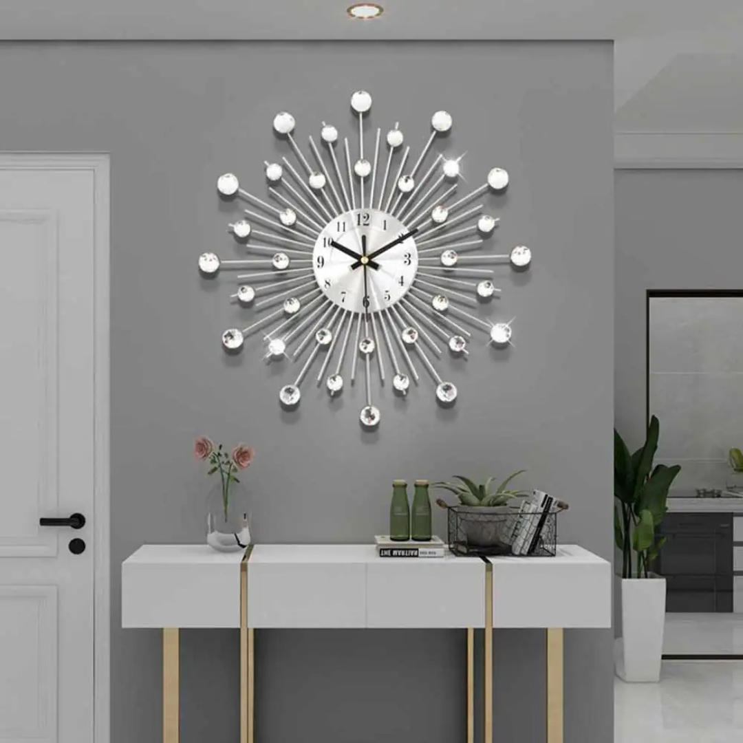 Minoris - Modern Elegant Wall Clock for a Sleek Interior Style