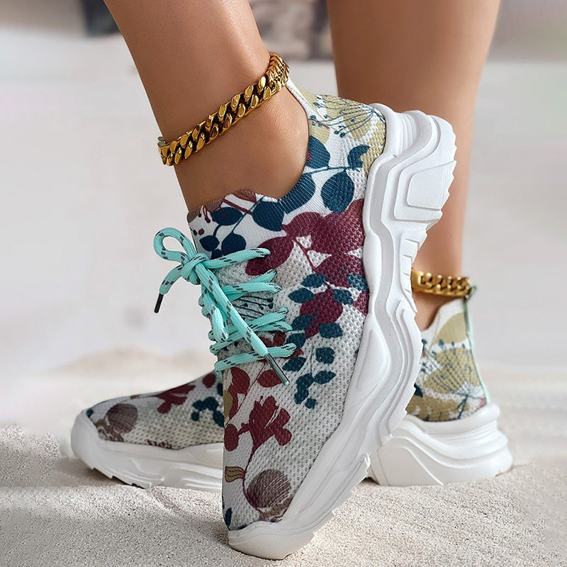 Leisure Mesh Sneakers with Ergonomic Sole and Floral Accents