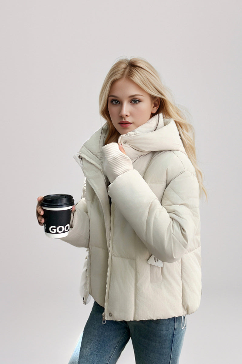 Short Puffer Down Coat - Lightweight and Warm Essential for Cold Weather
