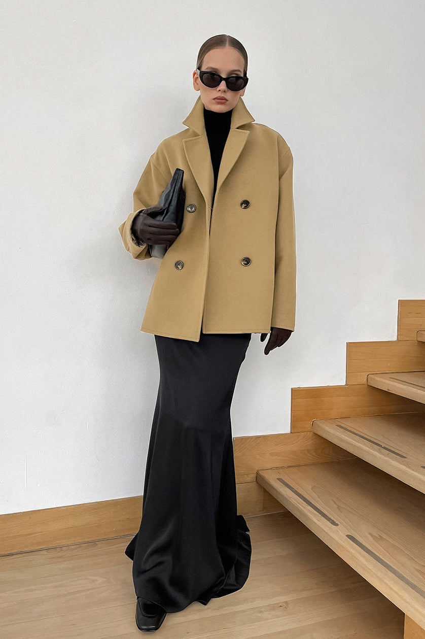 Loose Wool Coat with Lapel for an Elegant and Cozy Style