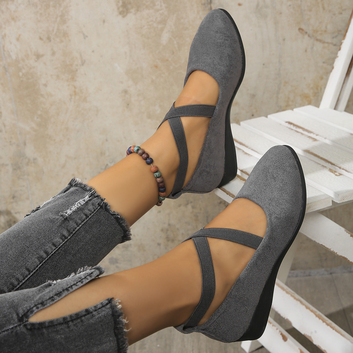 Lightweight and Non-Slip Comfortable Orthopedic Shoes