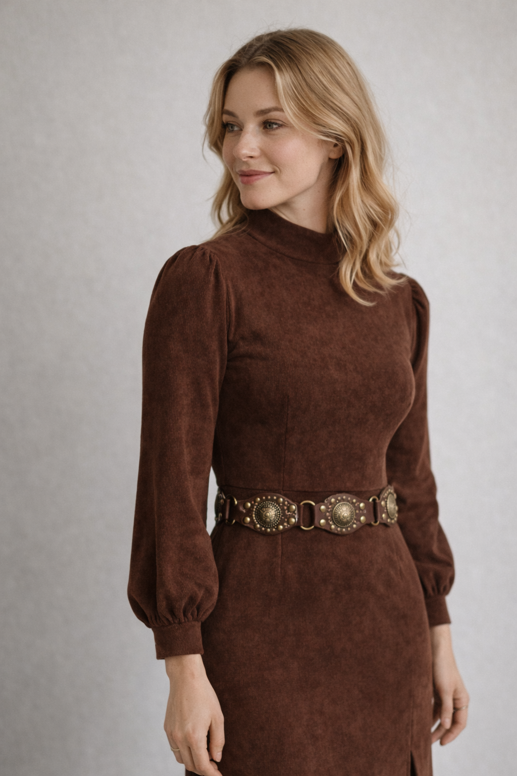 Retro long-sleeve maxi dress with semi-high collar and included belt