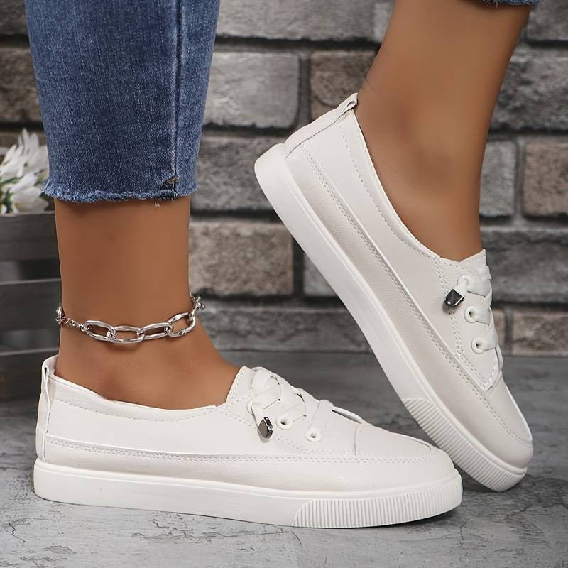Chic Women's Slip-On Sneakers – Ultra Comfortable & Trendy