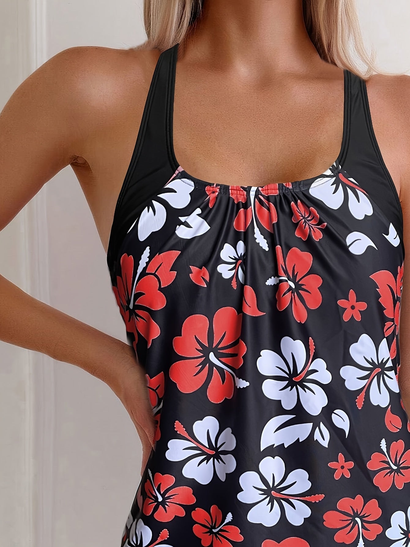 Elena Floral-Print Tankini Set - Stylish Two-Piece Swimwear for Summer