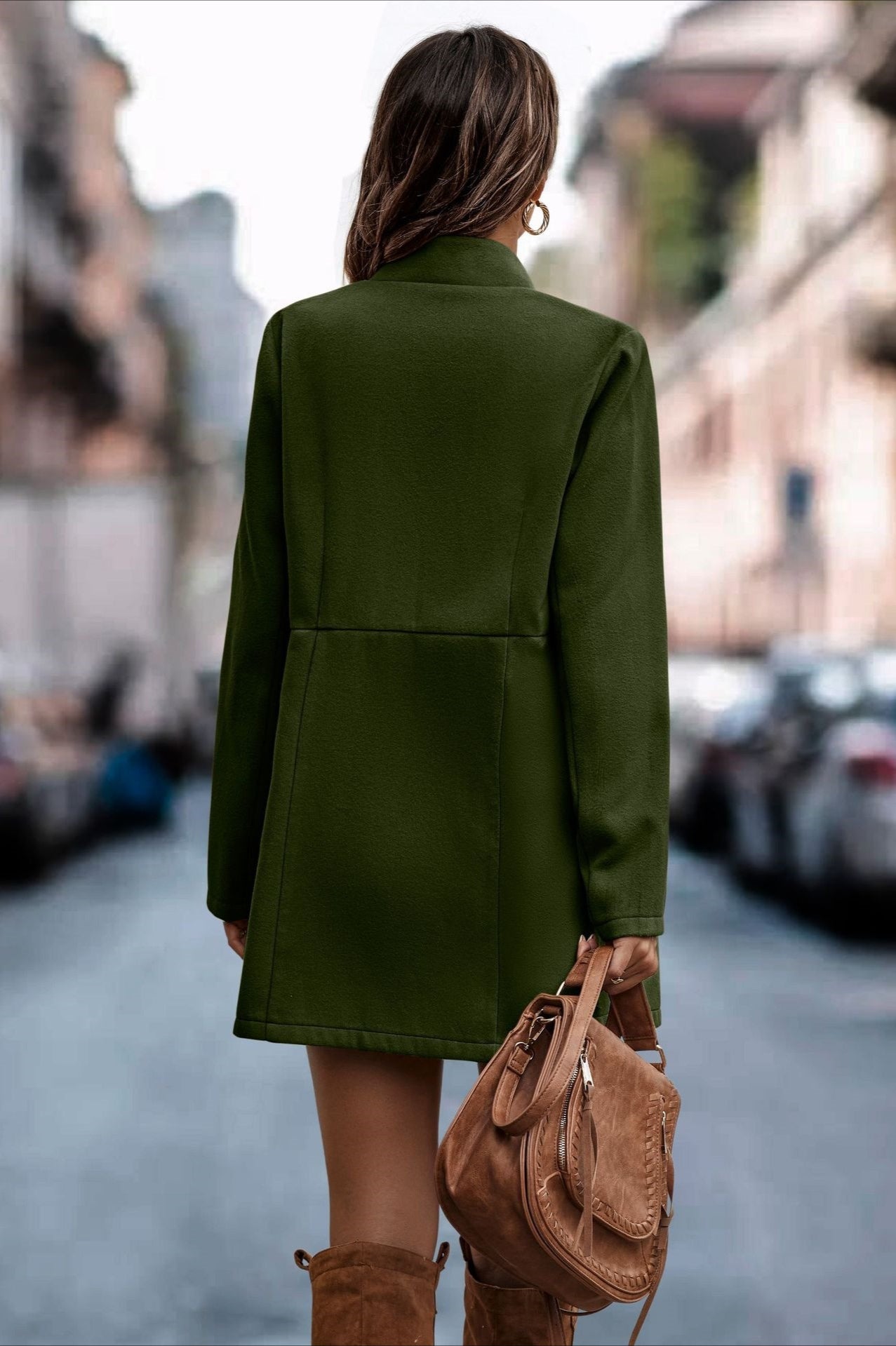 Elegant solid-colored long-sleeve brushed wool coat