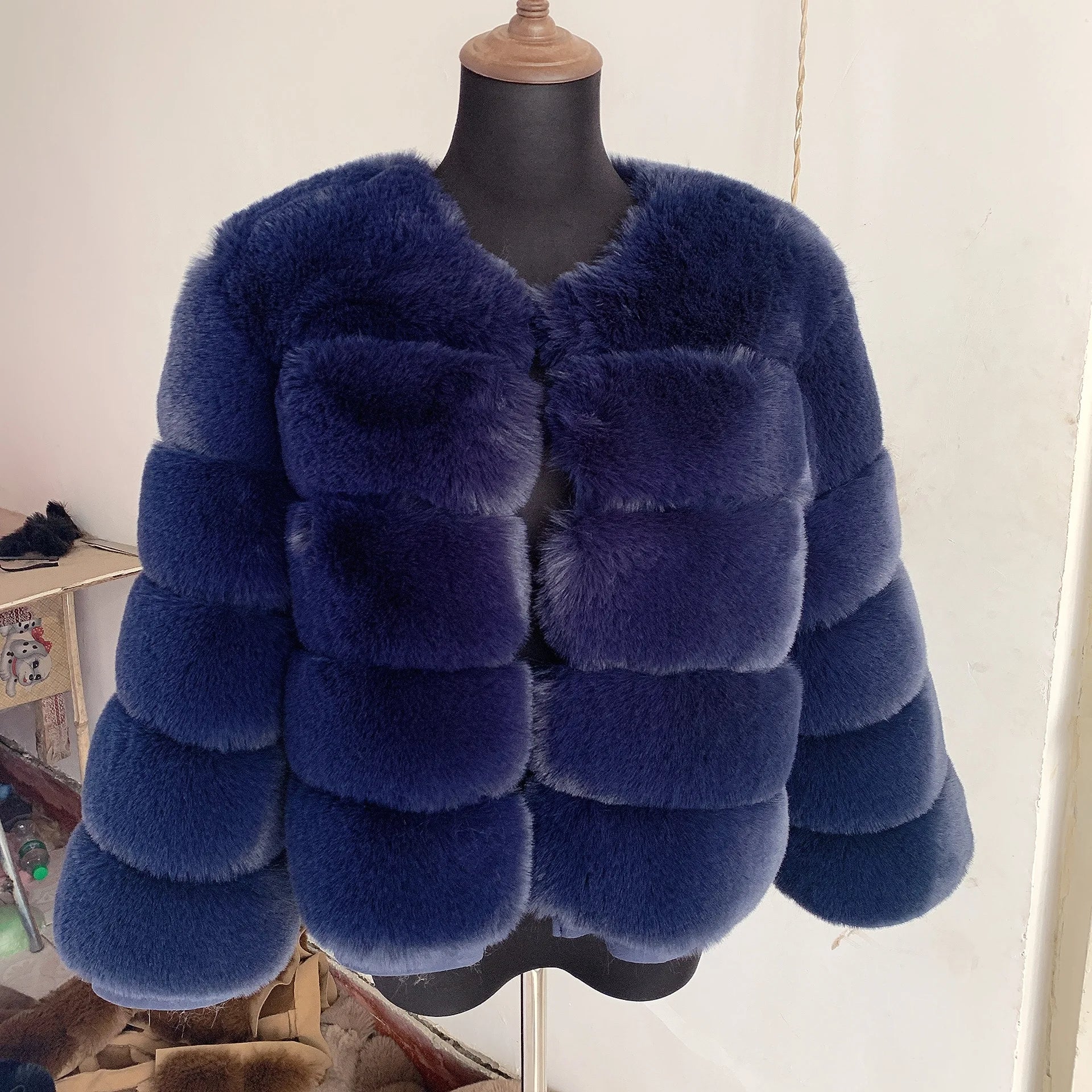 Amélie Vogue Foxiness Winter Coat - Stylish and Warm for the Cold Days