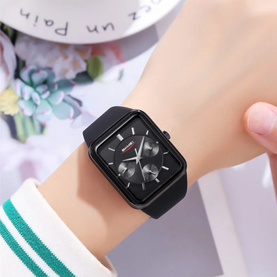 Elegant Business Quartz Watch for a Casual Style