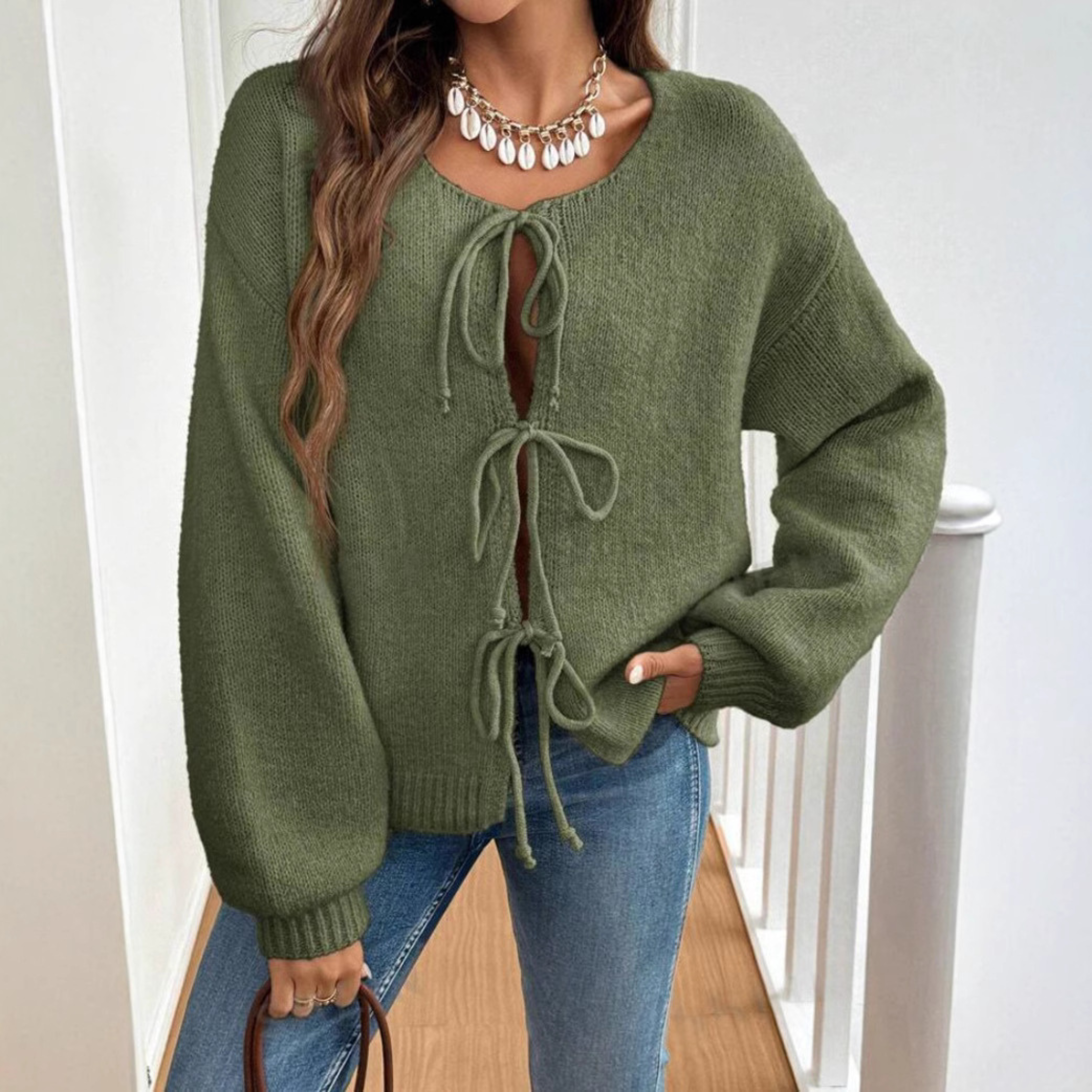 Chic Long-Sleeve Tie-Front Cardigan with Round-Neck
