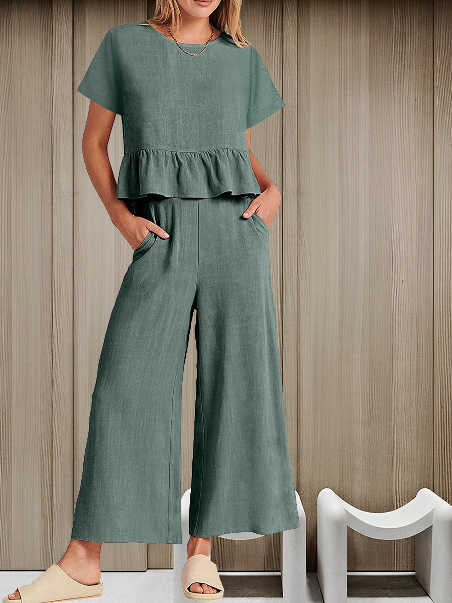 Two-piece ensemble with pleated short-sleeve blazer