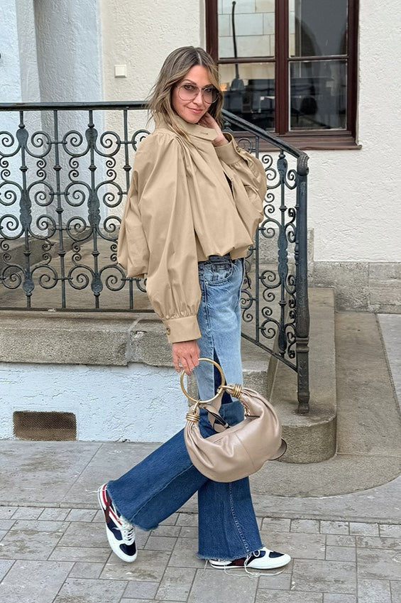 Short Khaki Puff Sleeve Trench Coat - Stylish and Chic Outerwear for Modern Look