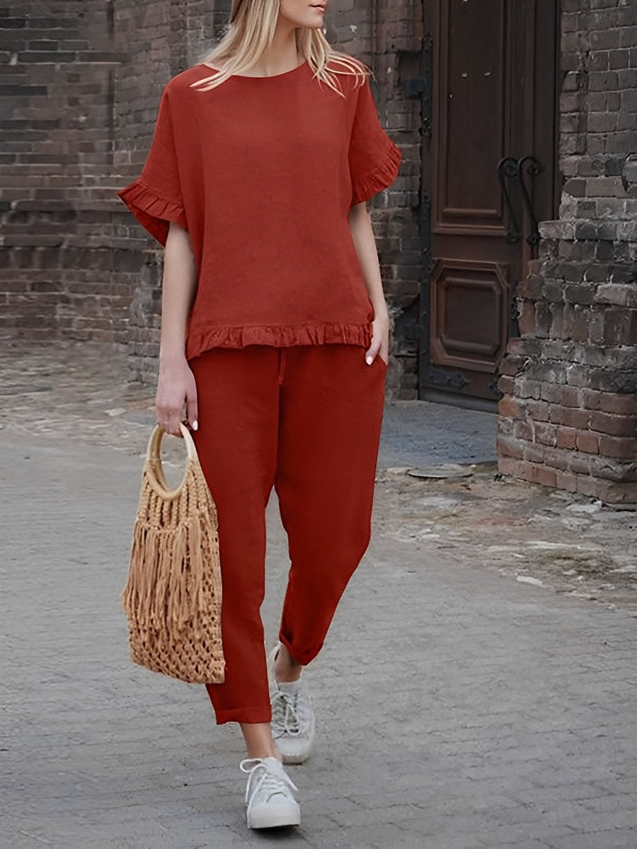 Relaxed Two-Piece Long Sleeve Outfit for a Comfortable Style