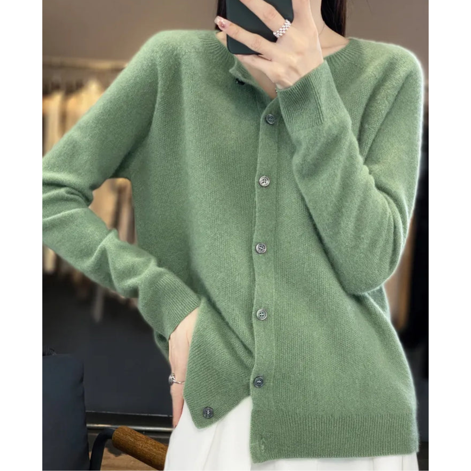 Cozy Women's Cardigan — Soft, Warm & Plush