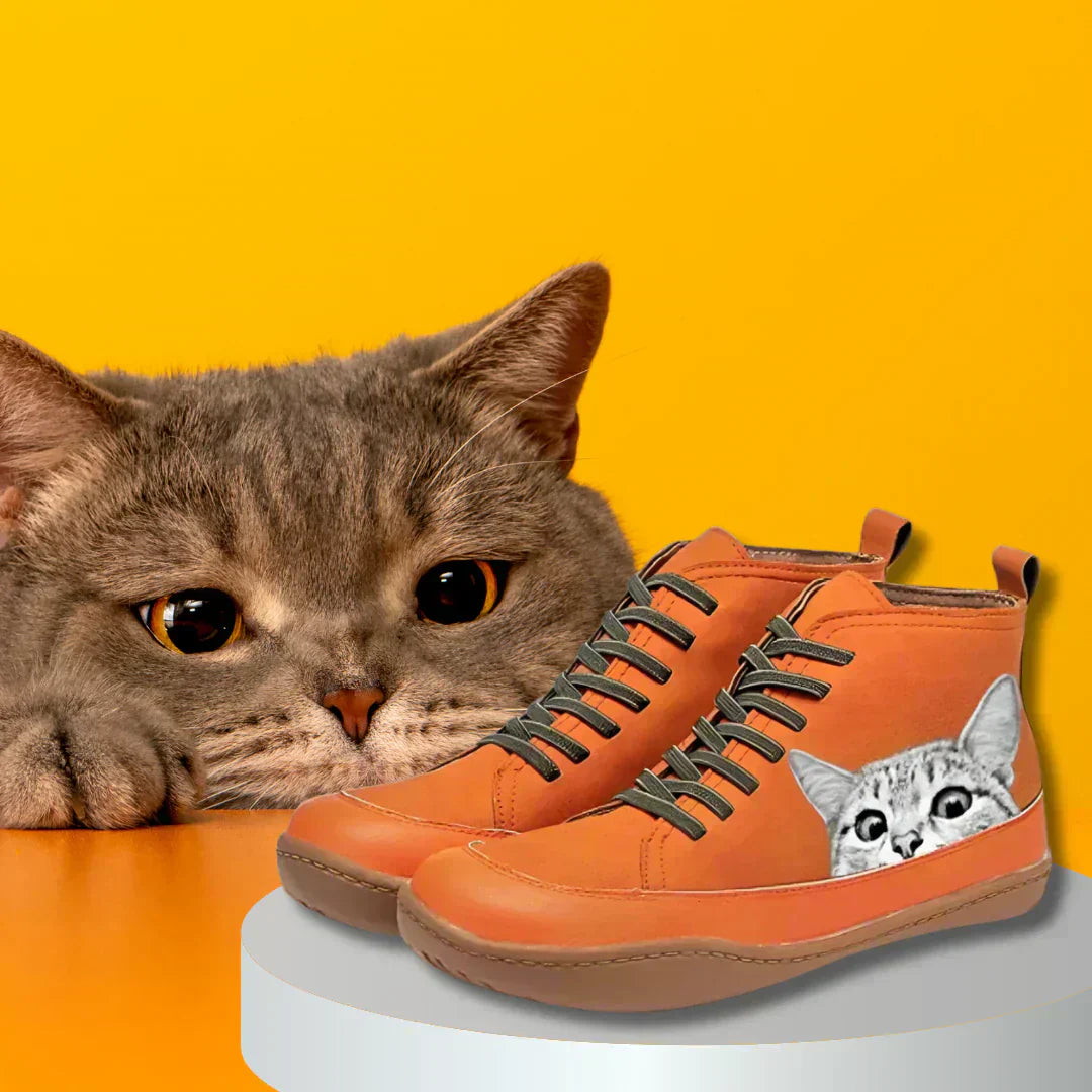 Stylish Leather Boots Featuring Adorable Cat Pattern