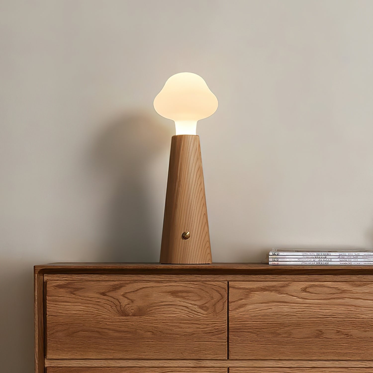 Stylish Cloudlet table lamp for a cozy ambiance