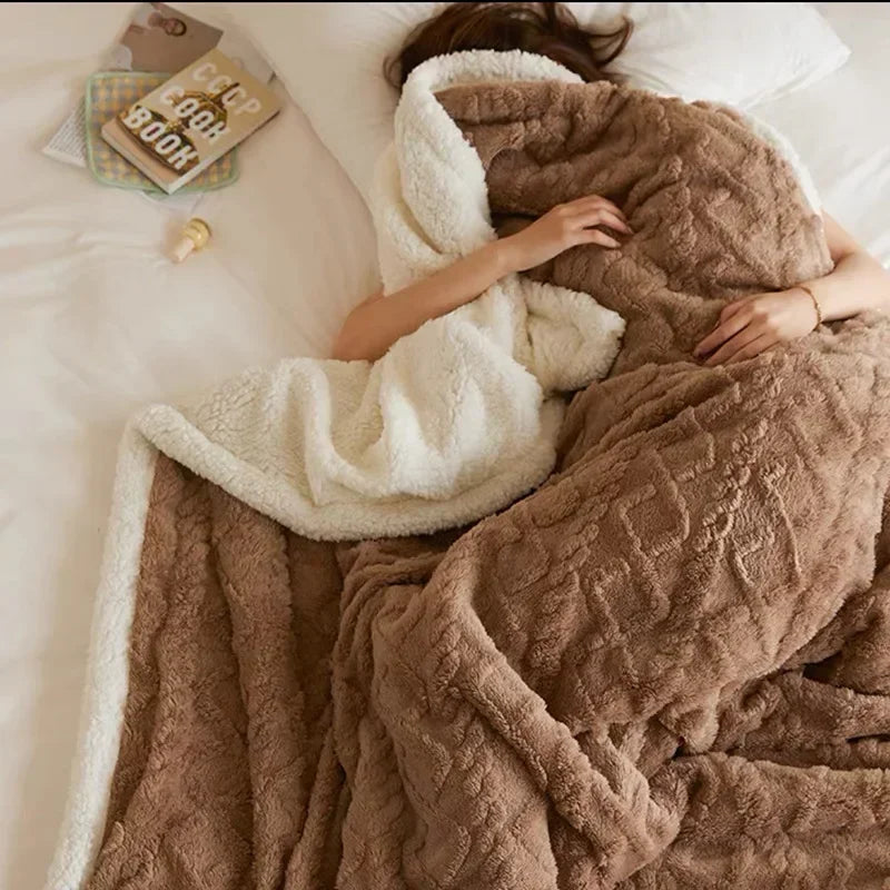 Luxurious Double Layer Wool and Fleece Winter Blanket for Ultimate Comfort and Stylish Warmth