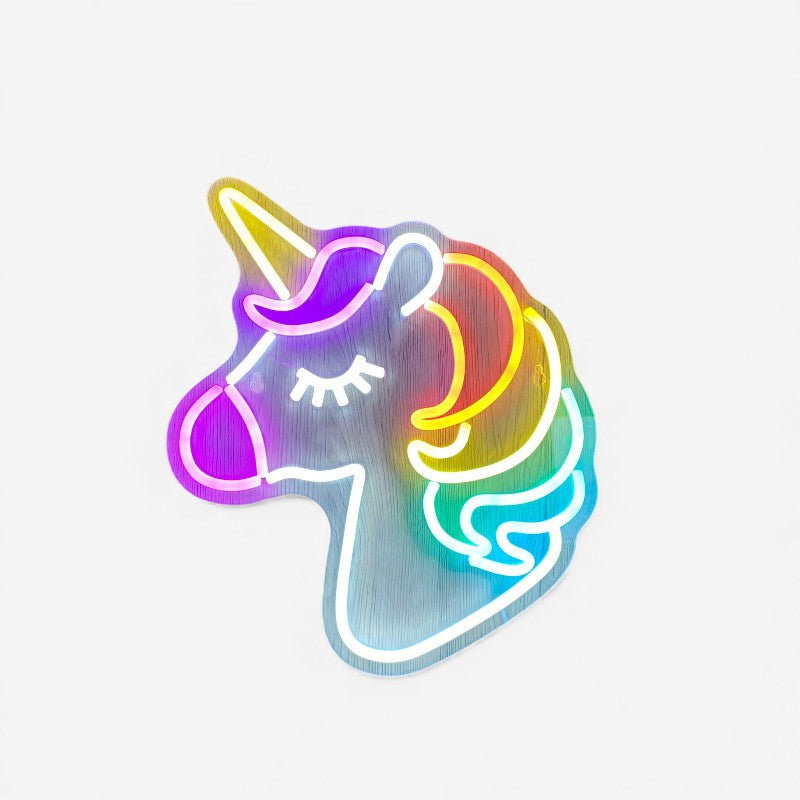 UniGlow – USB-powered LED wall lamp with enchanting unicorn design