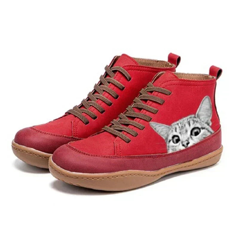 ELENA – Stylish Leather Boots Perfect for Cat Enthusiasts