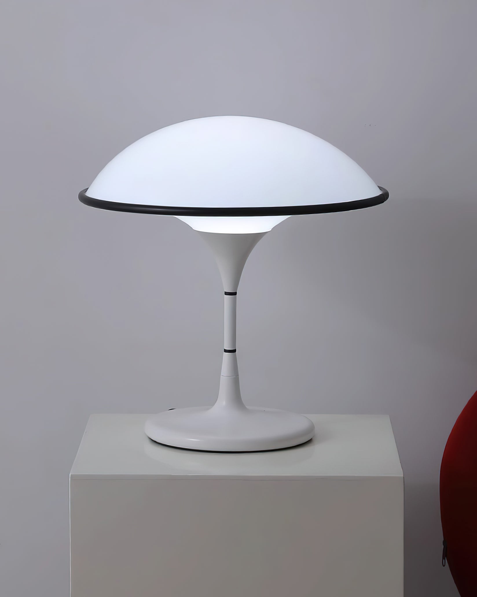 Elegant Fountain Table Lamp for Stylish Lighting