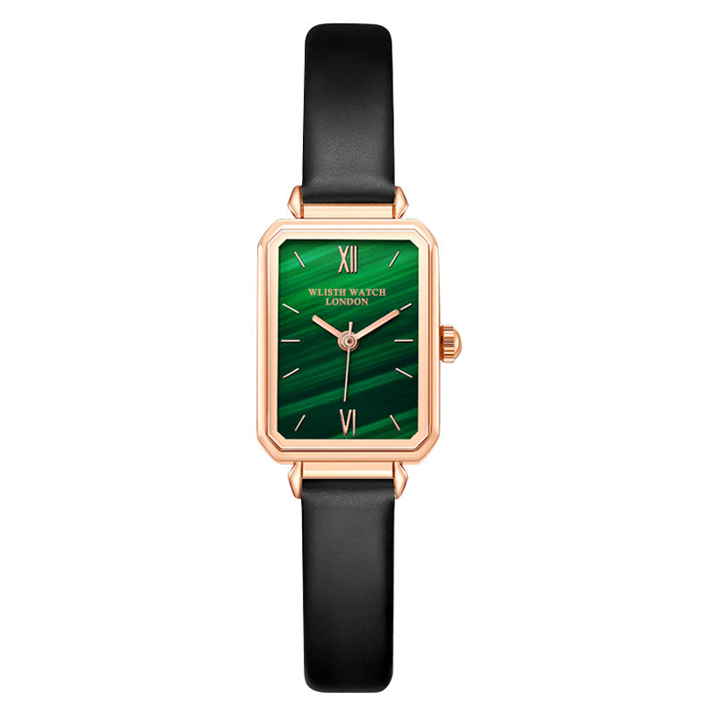 Chic minimalist watch for a sophisticated casual style