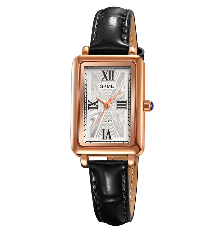 Casual watch with elegant leather strap