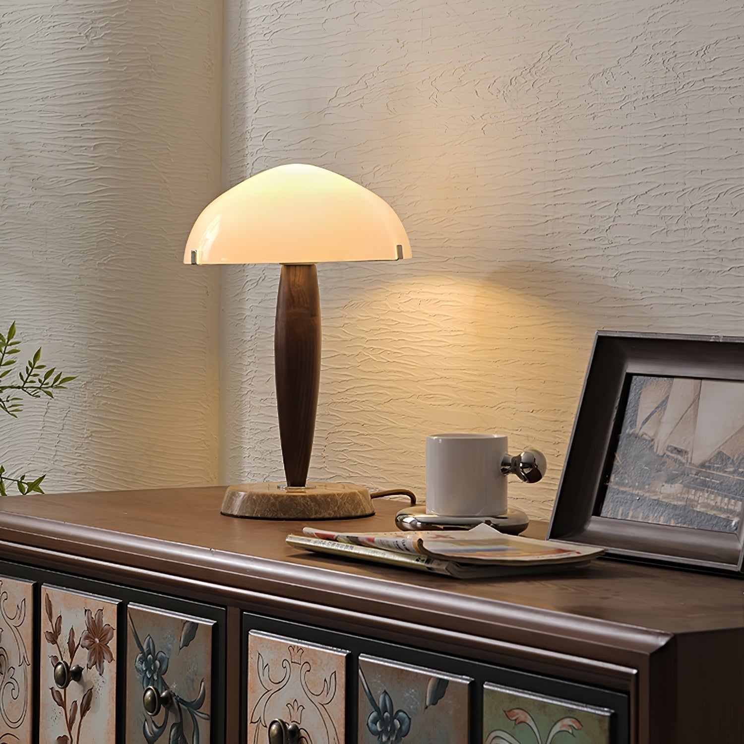 Hermes Elegant Table Lamp with Modern Design