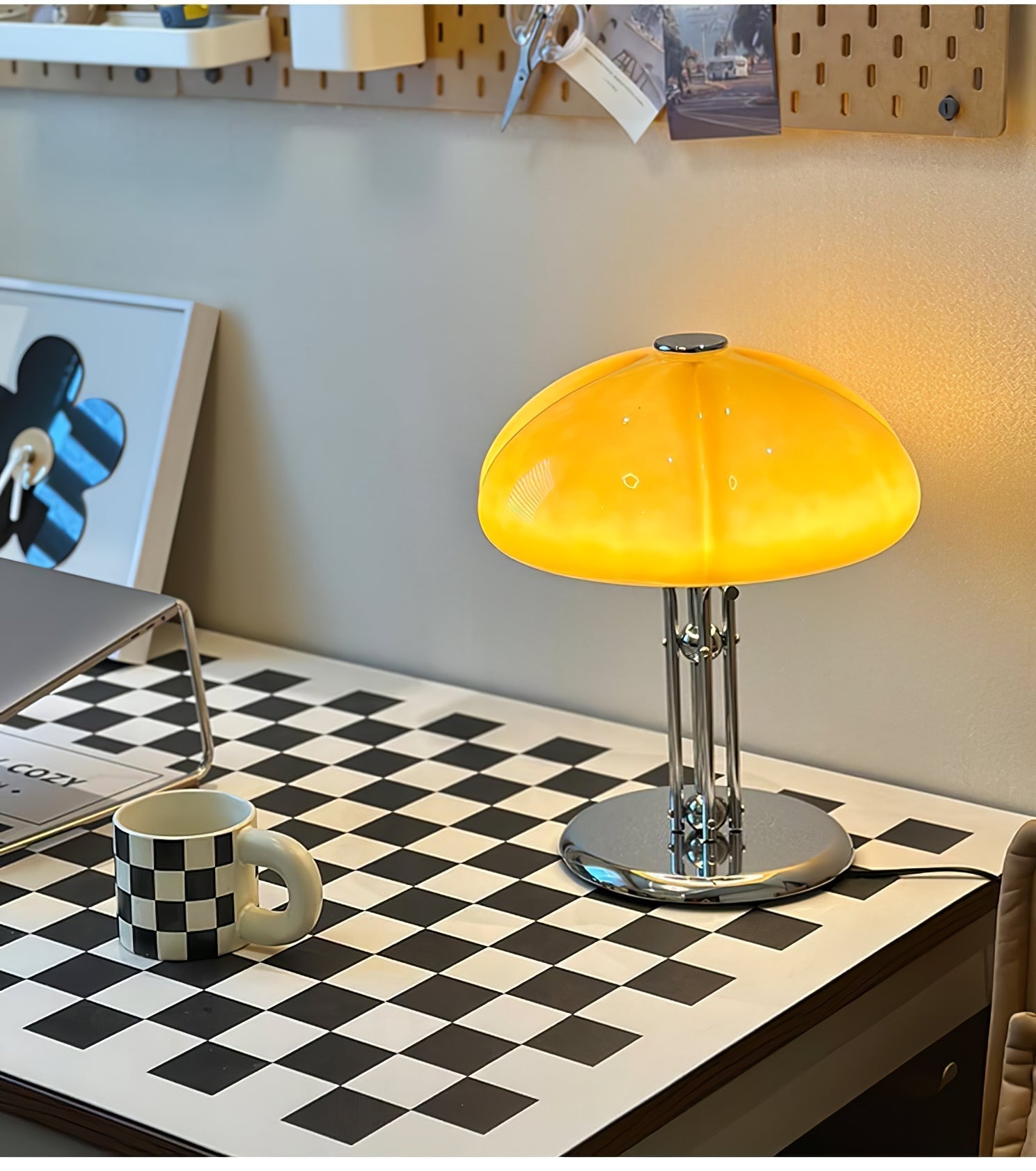 Modern Mushroom Bauhaus Table Lamp for Stylish Interior Design