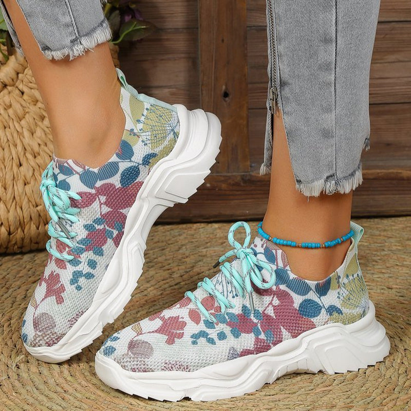 Leisure Mesh Sneakers with Ergonomic Sole and Floral Accents