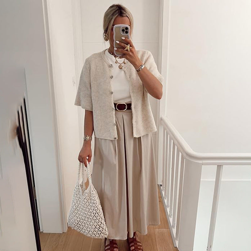 Chic Women's Short-Sleeve Cardigan - Lightweight & Soft Knit