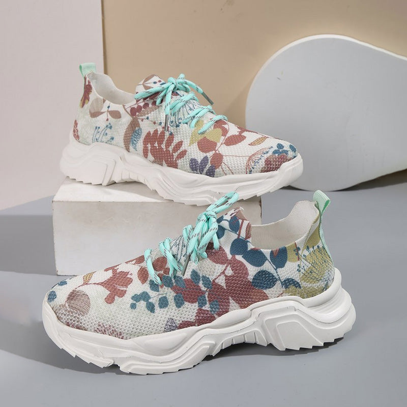 Leisure Mesh Sneakers with Ergonomic Sole and Floral Accents