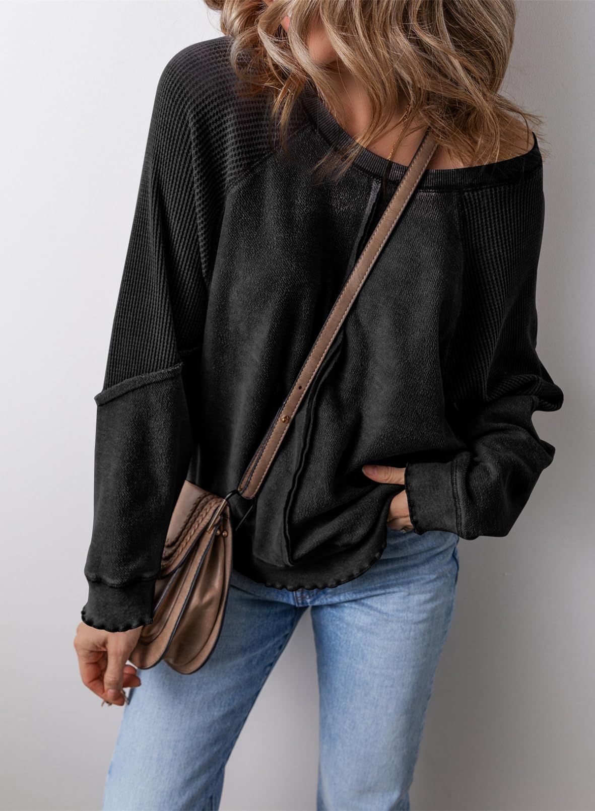Cozy Casual Crew-Neck Long-Sleeve Sweatshirt