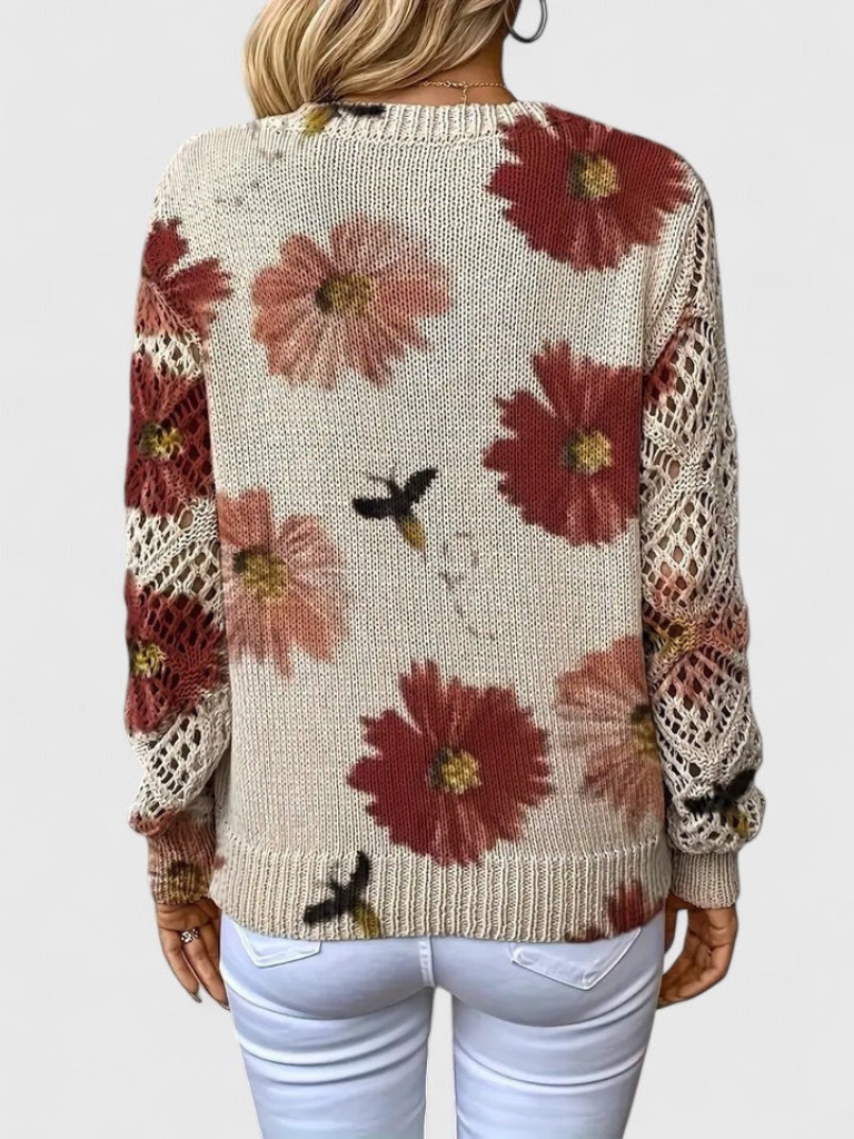MARIBELLE BLOOM Pullover with Charming Floral Design