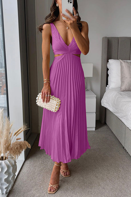 Elsa | Luxe Pleated Maxi Dress for Timeless Elegance