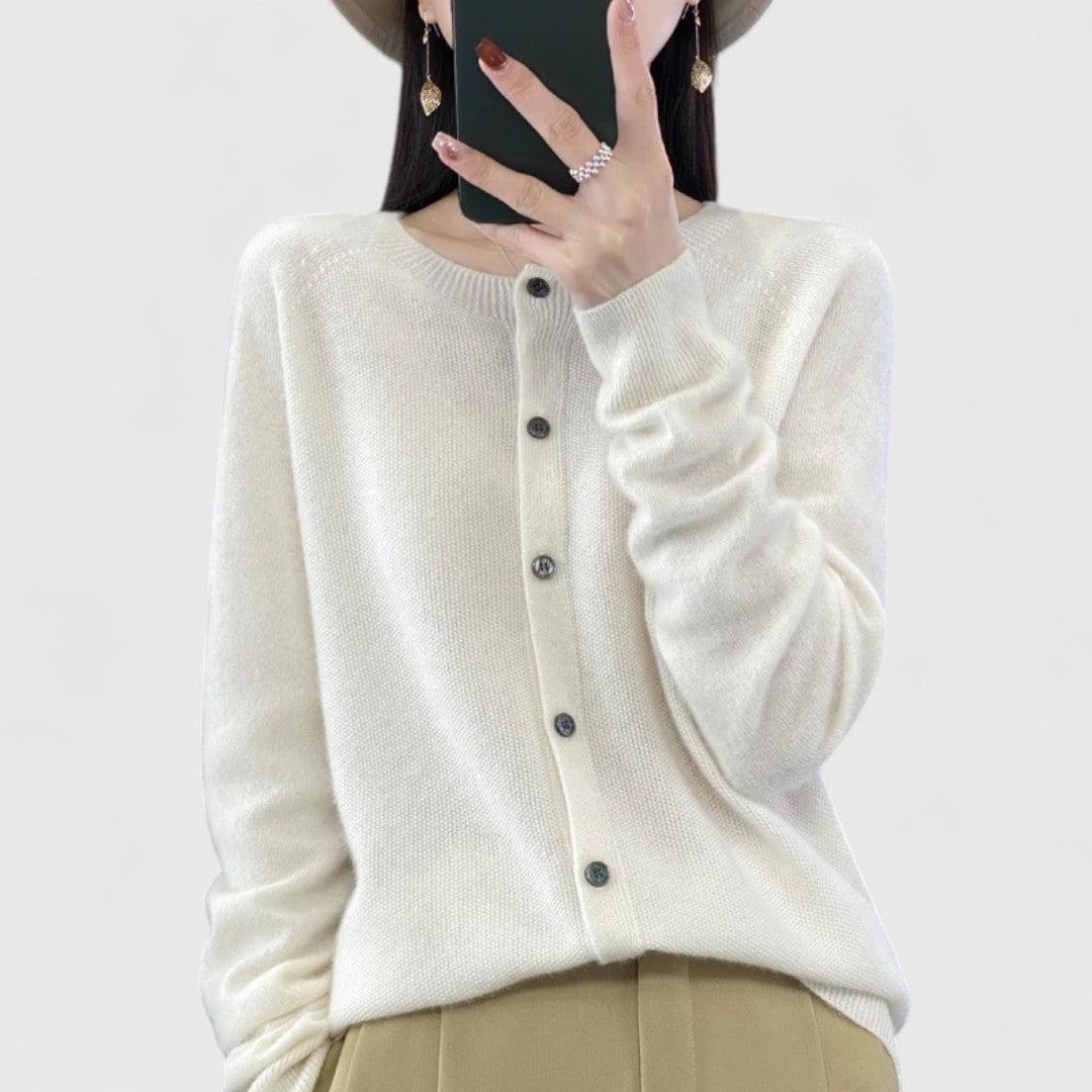Gina - Elegant and Comfortable Women's Cardigan