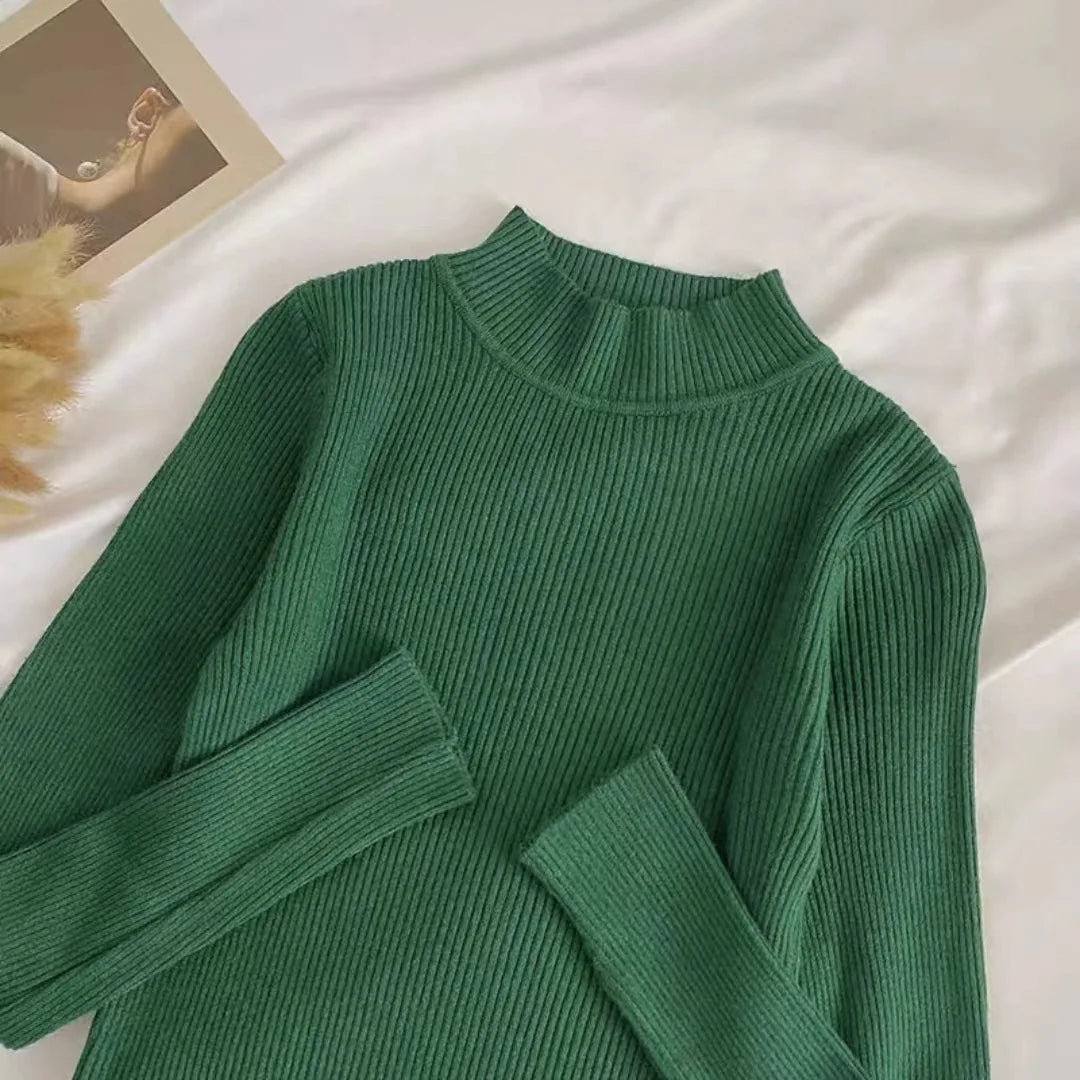 Stylish women's knit sweater for any occasion