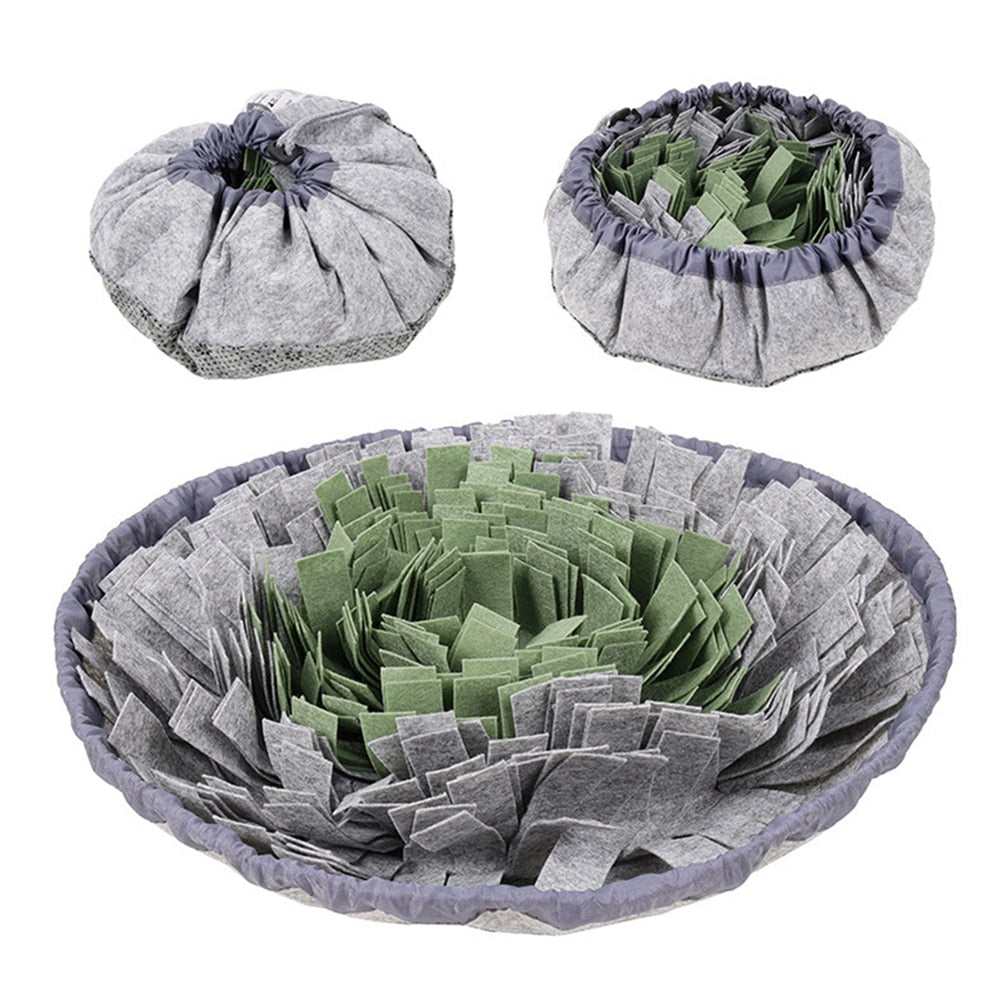 Cold & Healthy Dog Feeding Mat for Comfort and Entertainment