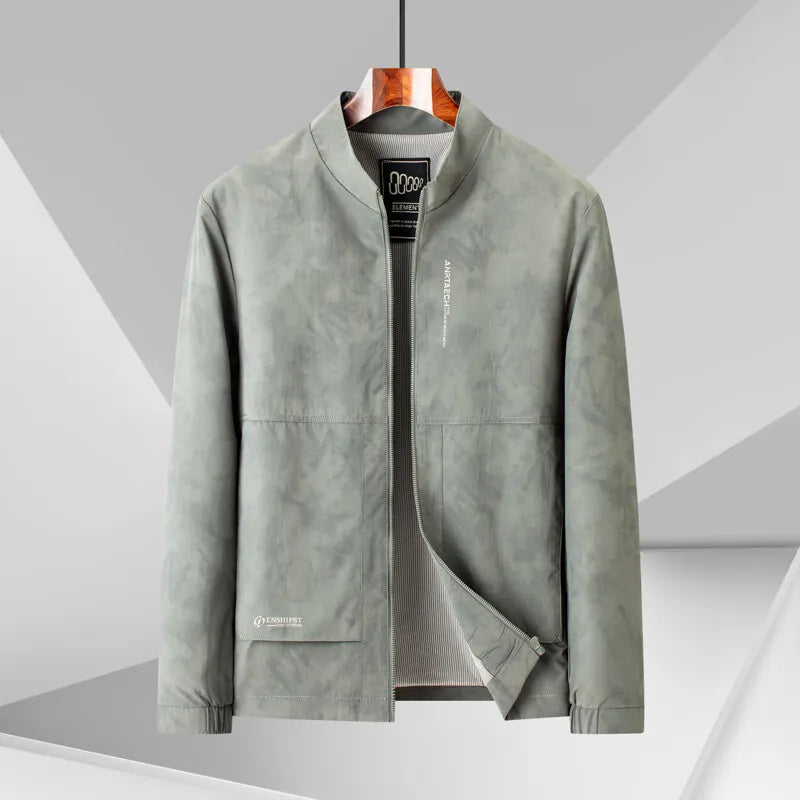 Skyline Windbreaker – Stylish and Windproof Outerwear for Every Adventure