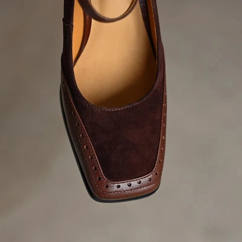 Classic Pumps – Timeless Style for Every Step