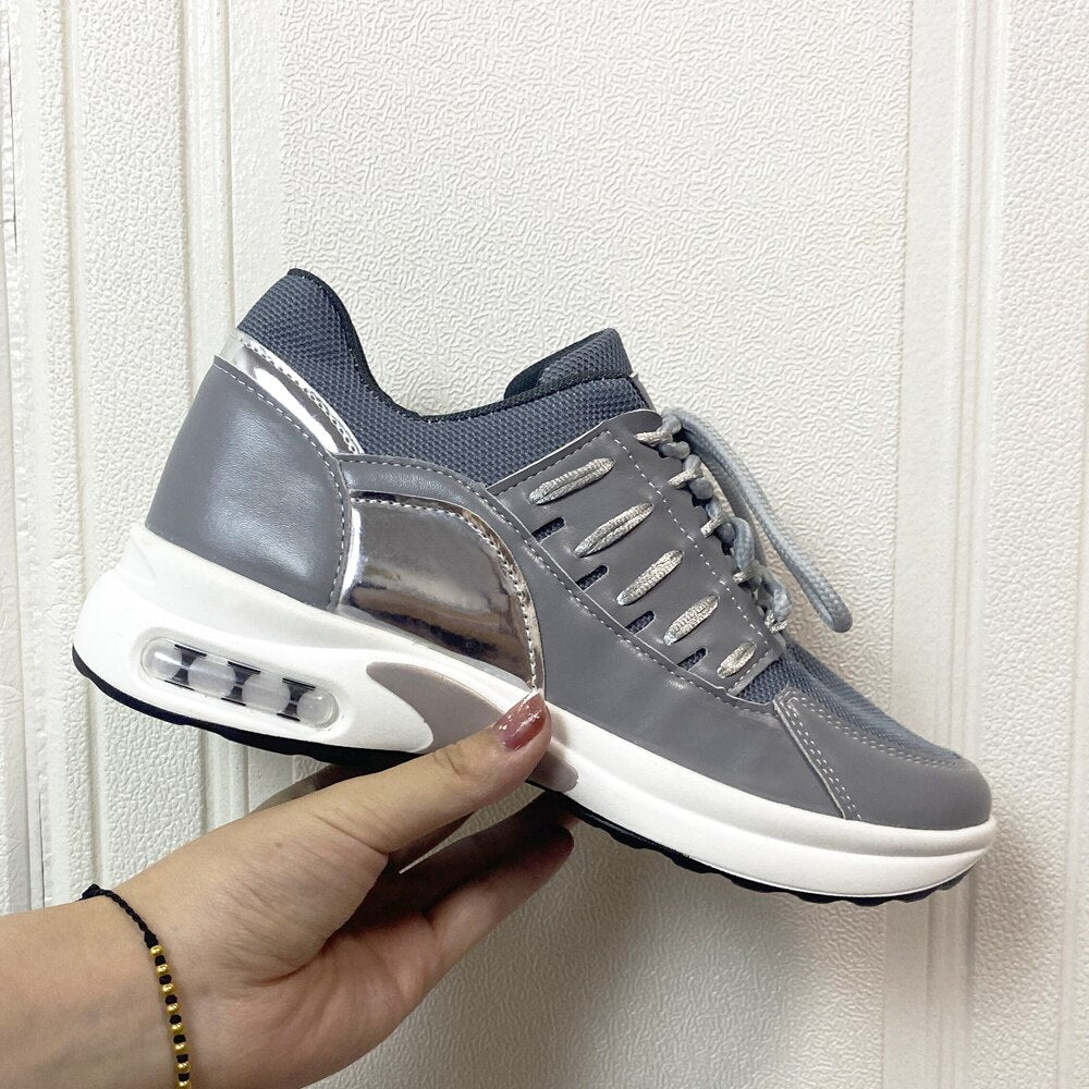 Classic platform shoes for women