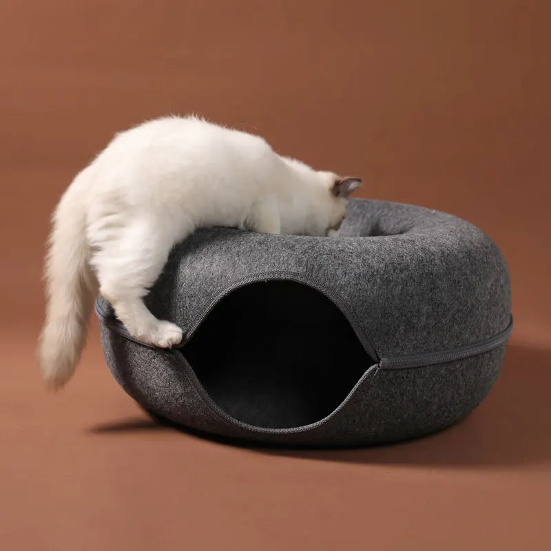 Luxe Cat Bed for Two with Interactive Tunnel for extra comfort and fun